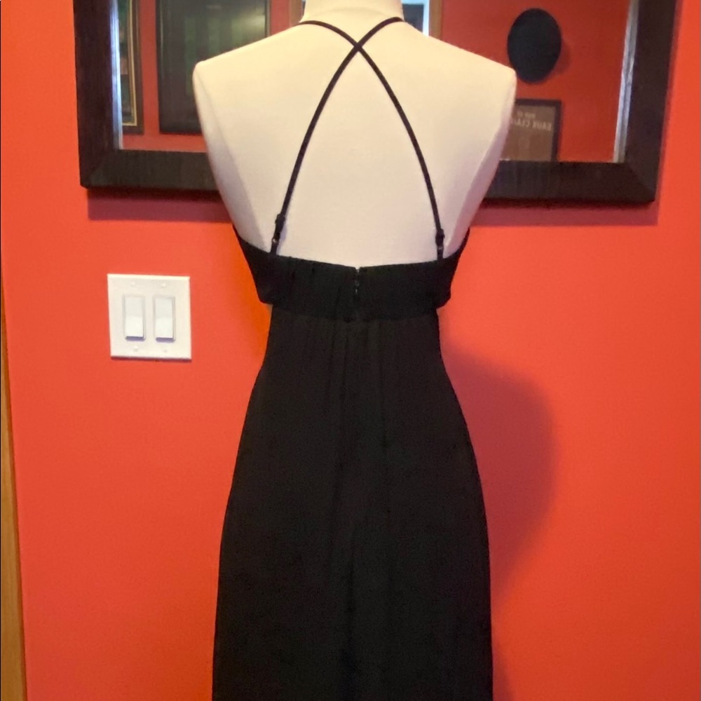 Express asymmetrical black dress with cutouts - Picture 6 of 9